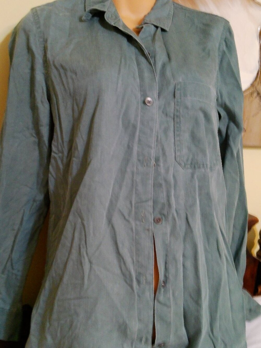 OLD NAVY GREEN SPRUCE BUTTON SHIRT SIZE SMALL GOOD CONDITION